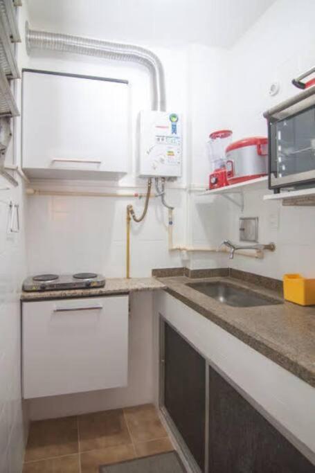 Apartamento Charmoso Na Praia De Copacabana リオデジャネイロ エクステリア 写真