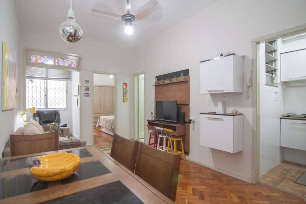 Apartamento Charmoso Na Praia De Copacabana リオデジャネイロ エクステリア 写真